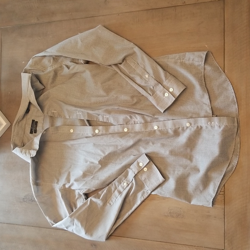 Men's dress shirt